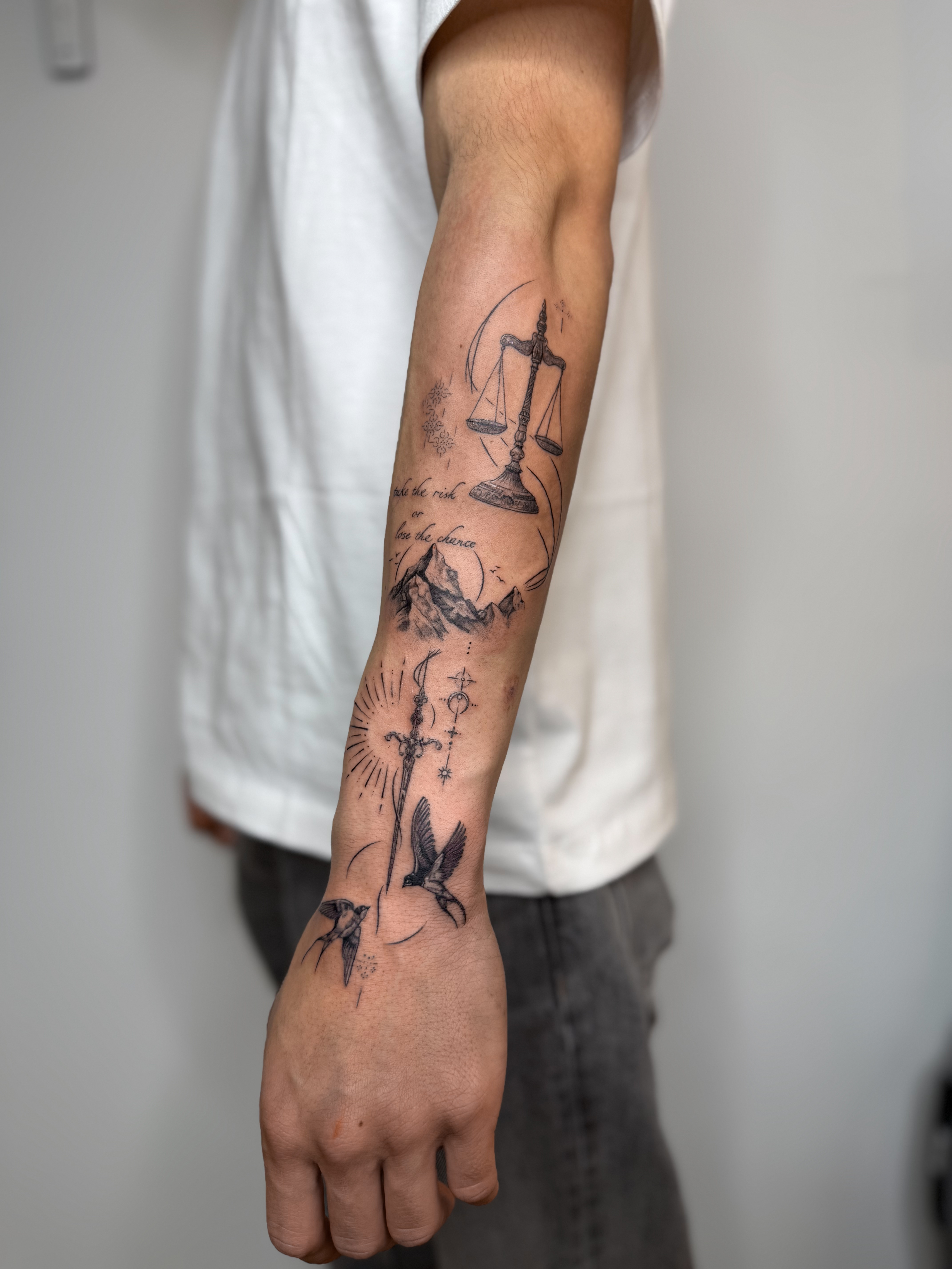 Fine line tattoo Antalya